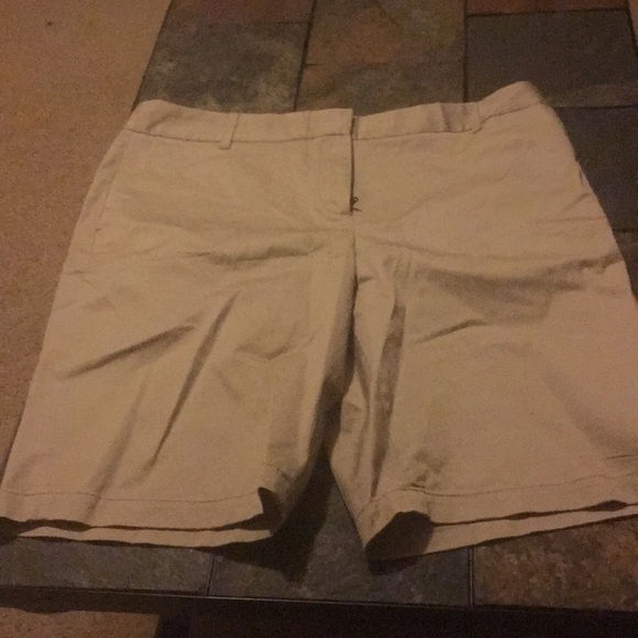liz claiborne bermuda shorts